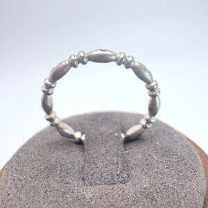 VTG Solid Sterling Silver 925 Cubic Zirconia Rounded Design Band Ring Size 9